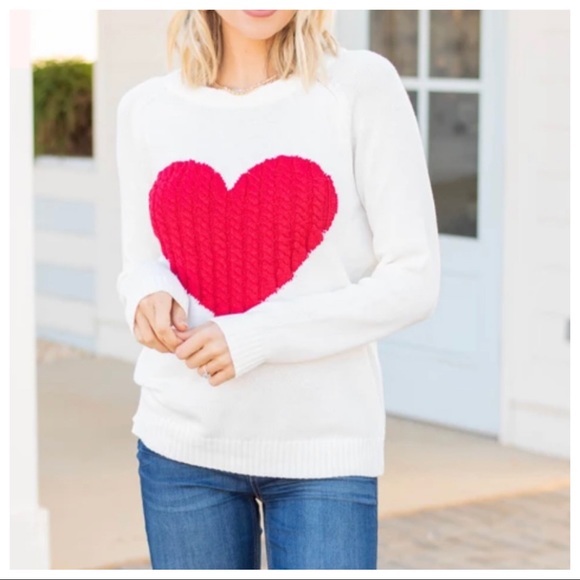 Must Have Beautiful Heart pull over sweater - Picture 5 of 6